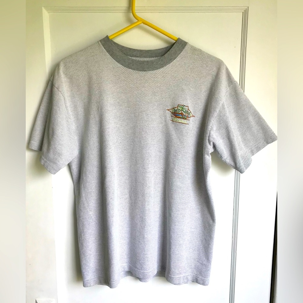 Vintage MAUI Combed cotton 90’s era Textured T-Shit Size Large